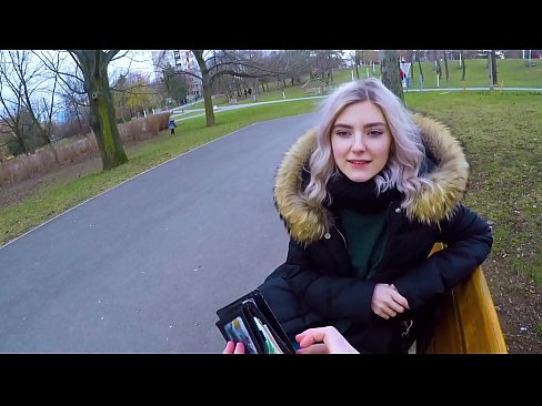 ❤️ 為了錢吞下陌生人的熱精液 - Eva Elfie 在公園裡口交 ❤❌ 優質性愛 在我們